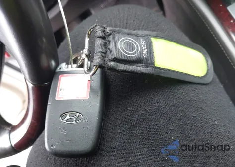 2013 Hyundai Equus Signature z USA, uszkodzony, nr VIN KMHGH4JH8DU060685